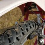 後輪付近とカンチブレーキ