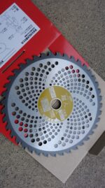 チップソーの”超人”を外装から出したところ