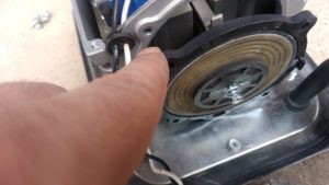 マグネットセットにダイヤフラムを取付け後の画像