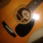 僕が所有するモーリス製のアコースティックギター