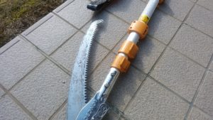 シルキーの刃の接写(少し錆びている)